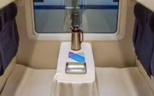卧代二等来自座是什么意思呀