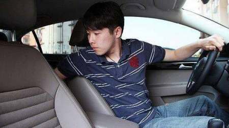 新手上路应该怎么练车,养成哪些正确的开车习惯?