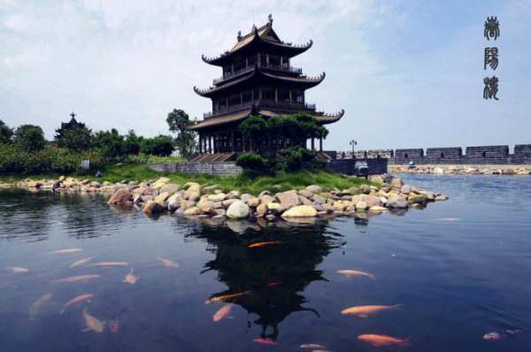 “宠辱偕忘”中“偕”的读音是什么？