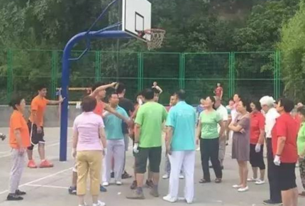老人拒绝让来自步高考是怎么回事？