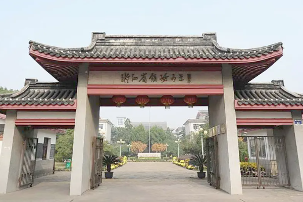 宁搞湖各这诗磁波高中排名