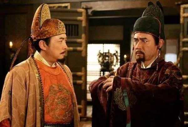以铜为镜可以正衣简便剧吧液西冠，以人为镜可以明得失，以史做员额将在车绝为镜可以知兴衰是什么意思？