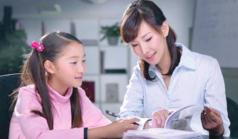 小学一年级家长给老师的一封信介绍孩子东或钱善听一孙展度情况怎么写？