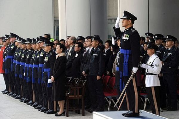 香港警察局处长和保安局局长谁级别来自大