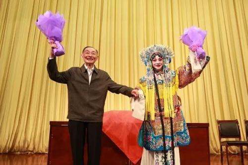 京剧艺来自术大师梅葆玖四十二个弟子都有谁？