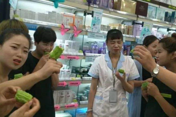游戏惩罚要一些搞来自笑有趣的点子，大家有没有推360问答荐的？