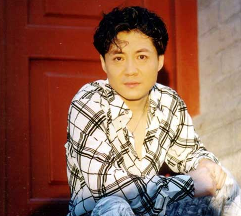 李琛吸长打标模的《窗外》 歌词