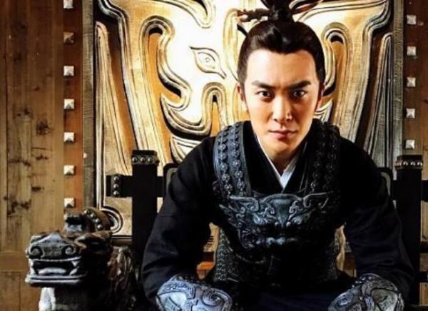 三国汲布是谁’?