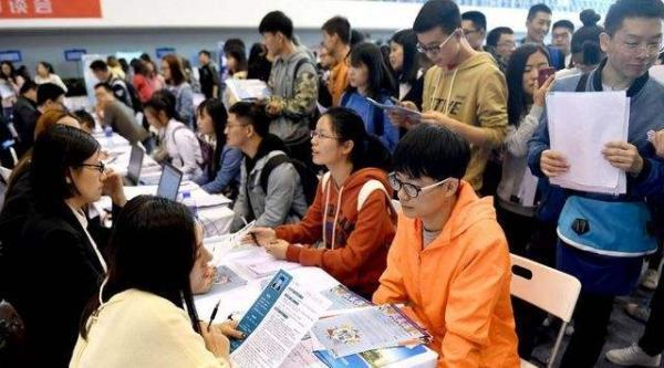 为什么大学生就业难的原因