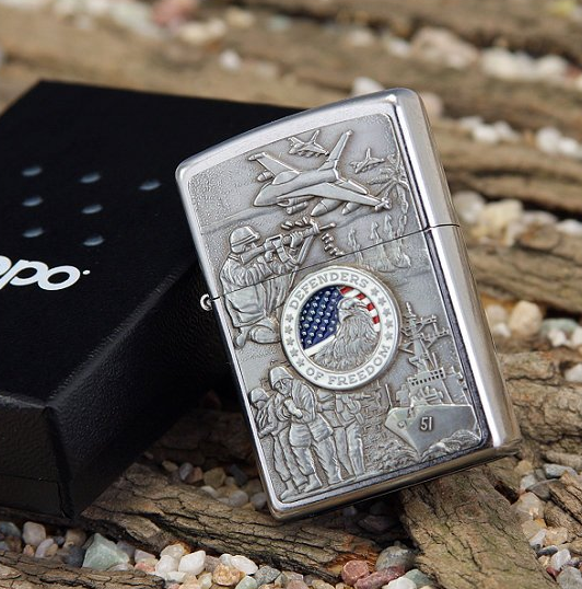 zippo打火机怎么加油来自？
