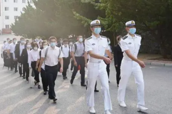 大连舰艇学院分数线