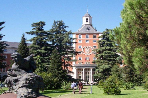 马德里康普顿斯大学在国内被认可吗？