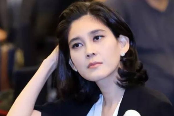 什么原因让三星长女李富真倾家荡产也要离婚呢？
