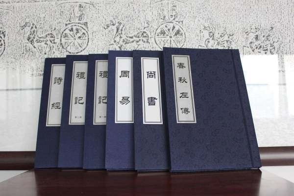 文化属性的四个层次是什么？