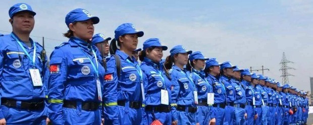 蓝天救援队是一个来自什么样的组织